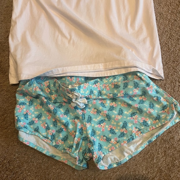 Worn 1 time - Picture 1 of 4